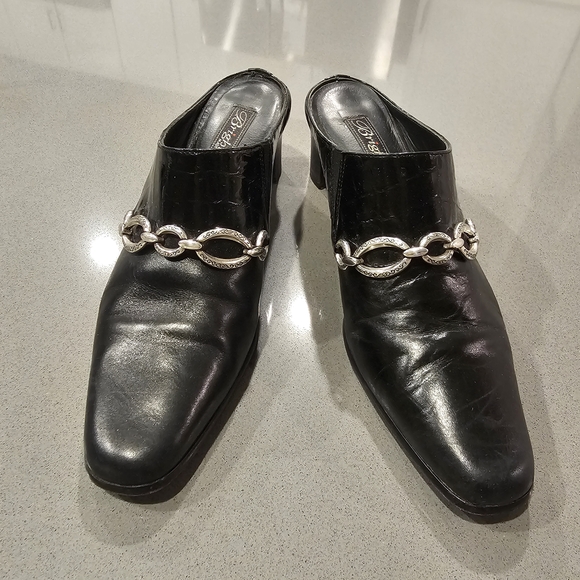 Brighton Shoes - Brighton Twiggy Black and Silver Mules with Chain Detail EUC Size 8